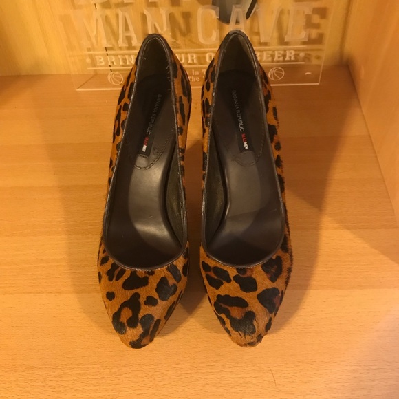 Banana Republic Shoes - 🐞🐝 Banana Republic Mad Men Collection Heels